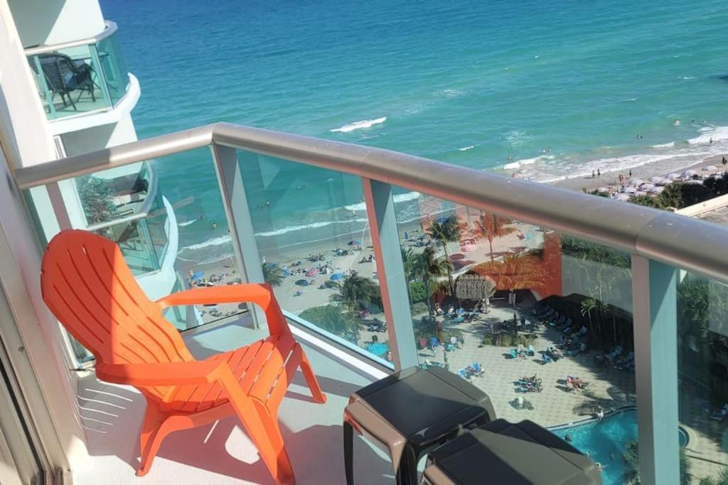 Tide Hollywood Apartment Екстериор снимка